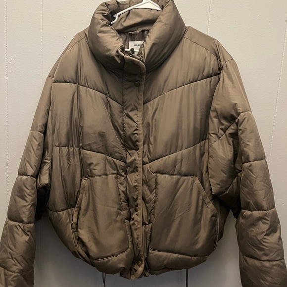 Old Navy Jackets & Coats Old Navy Cropped Puffer Jacket Poshmark